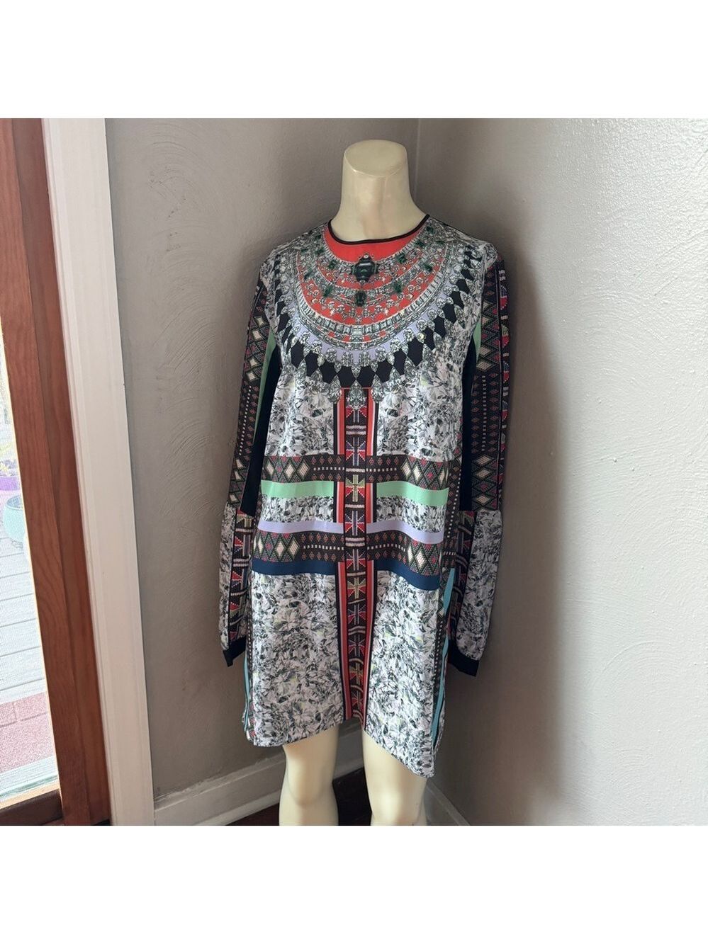 Clover canyon long sleeve patterned dress size small NWOT